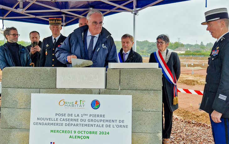 Pose de la première pierre de la future caserne de gendarmerie Alencon