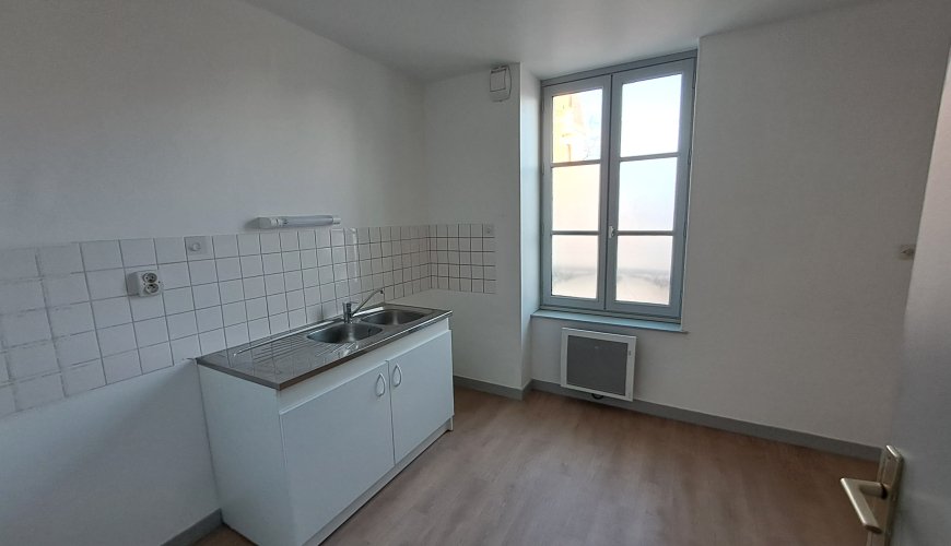 Appartement à SEES